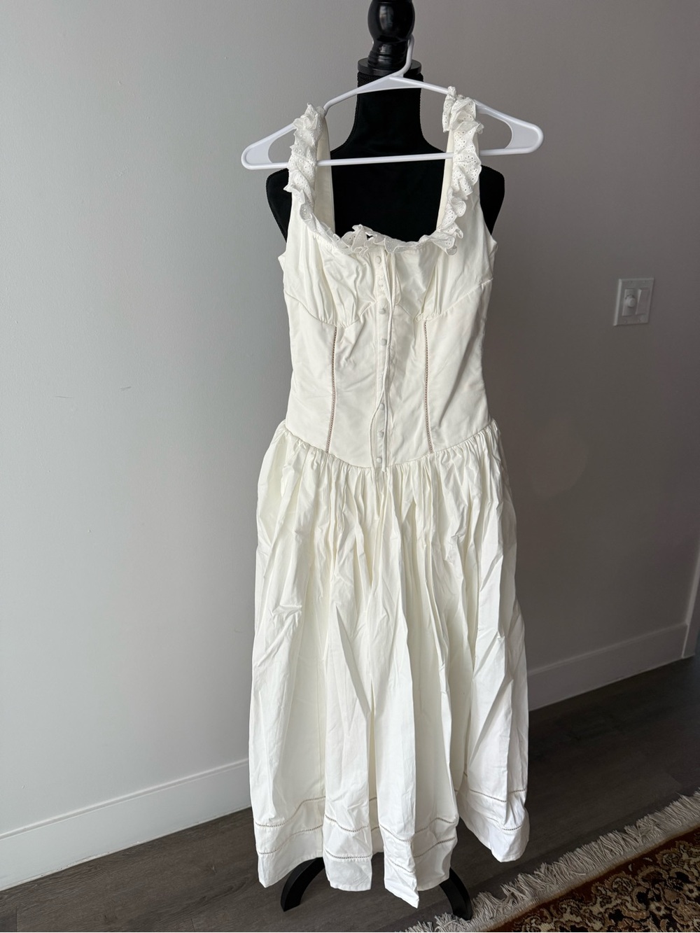 House of CB | Phoebe Stretch Cotton Broderie Dress Size XS - Picture 4 of 6